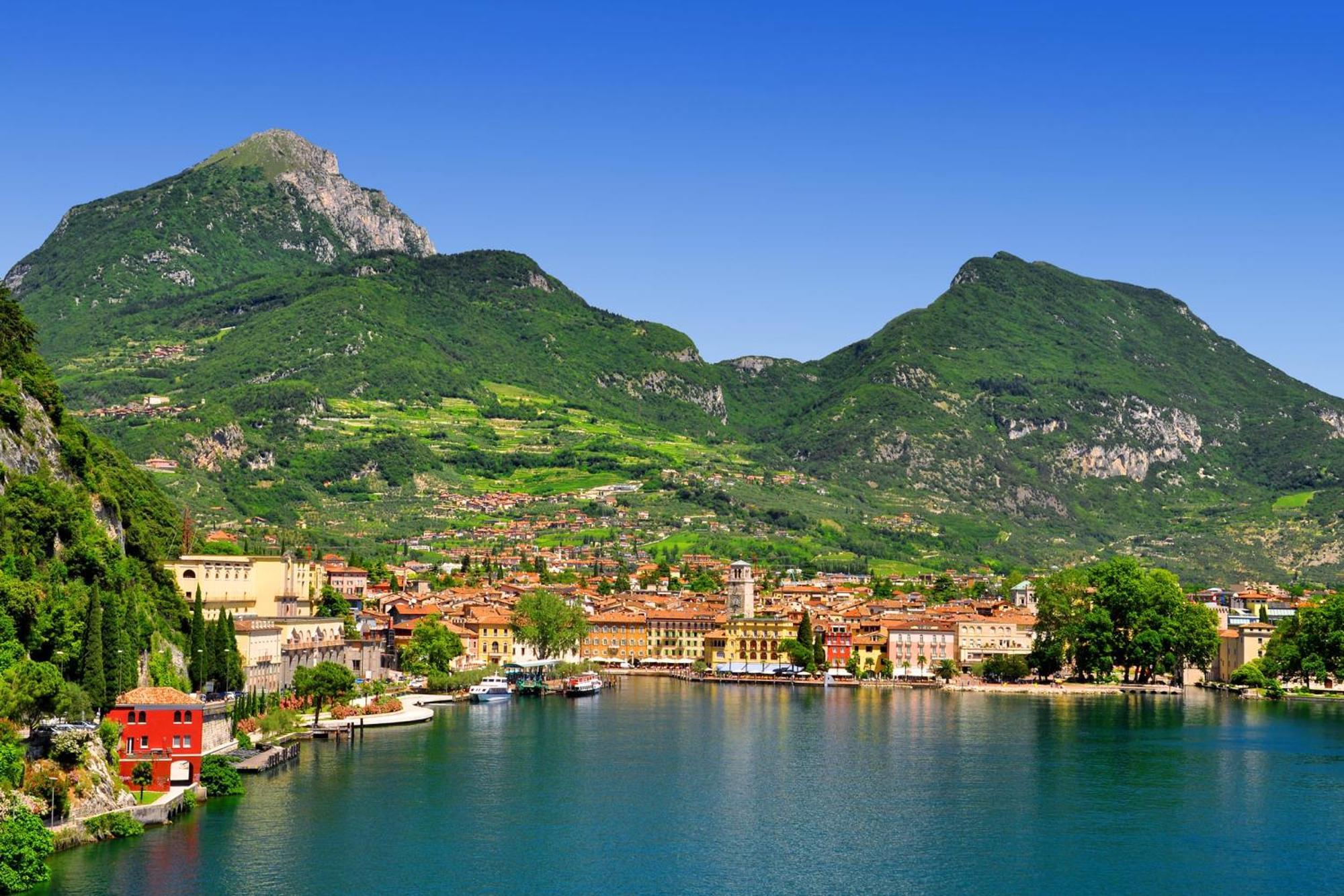 Appartamento Centro Storico Riva - Happy Rentals Riva del Garda Exterior foto